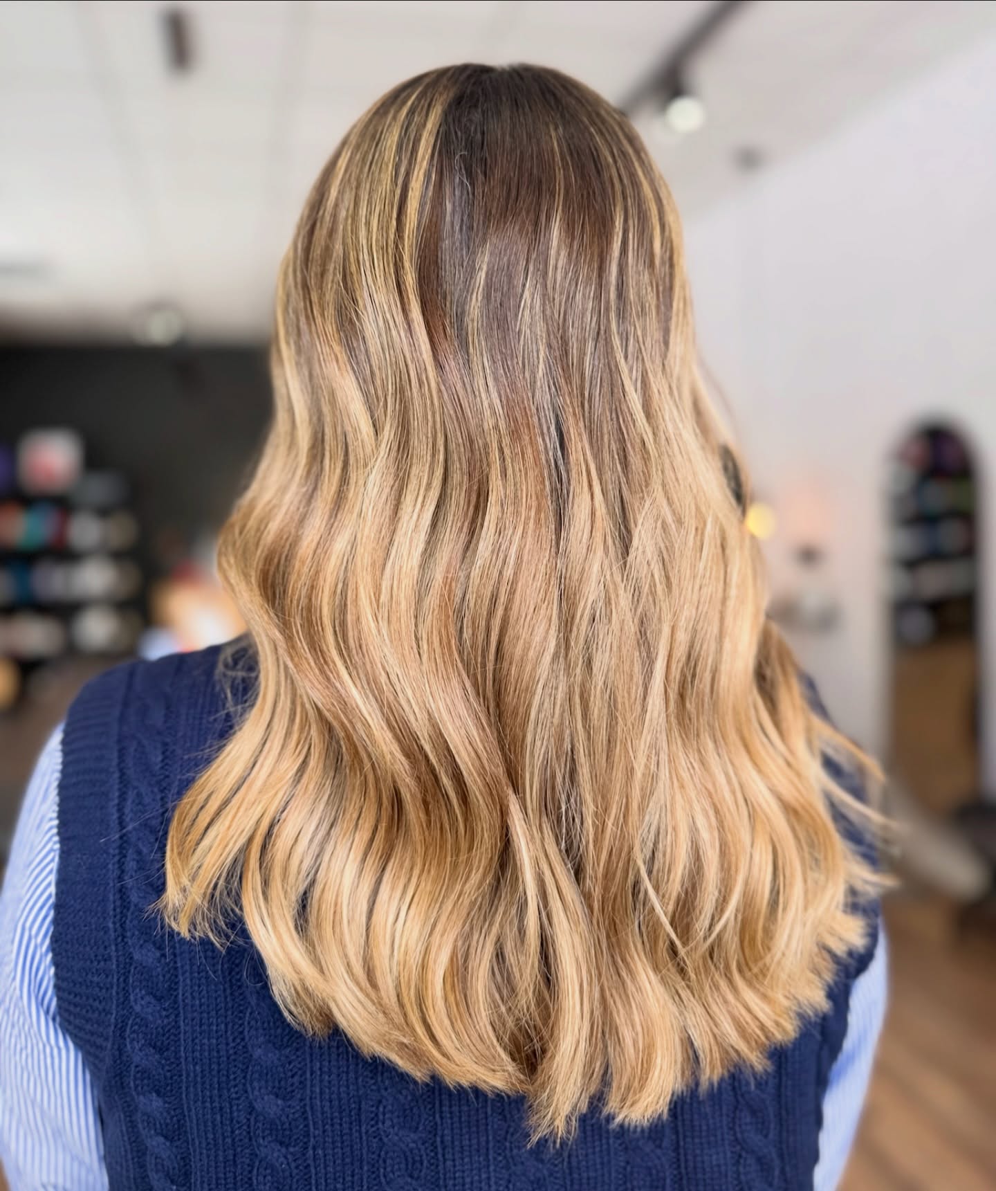 SUNNYLIGHTS
La magia de una melena rubia ilumina